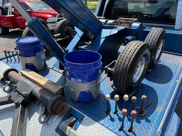 2006 Ford F550