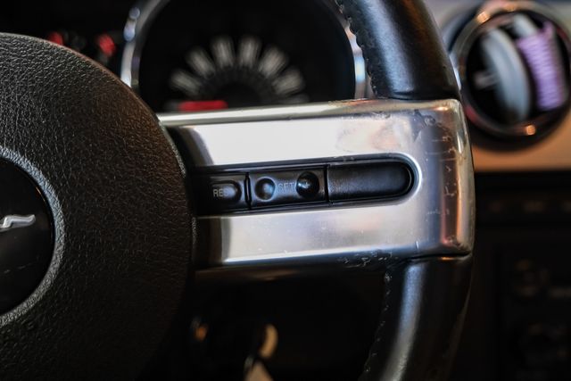 2006 Ford Mustang GT Deluxe