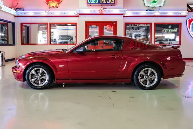 2006 Ford Mustang GT Deluxe | Addison, TX | Mr Car Guys 2006 Ford Mustang GT Deluxe | Addison, TX | Mr Car Guys