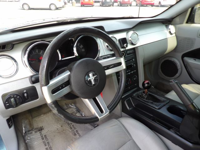 2006 Ford Mustang V6 Standard | Dalton, GA | Paniagua Auto Mall 