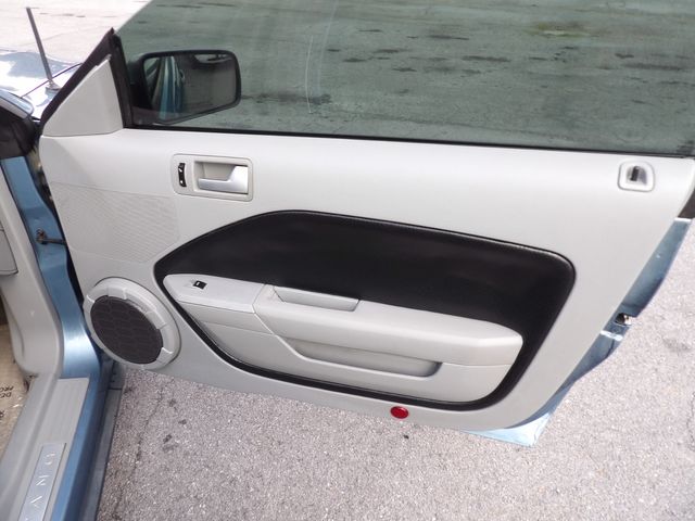 2006 Ford Mustang V6 Standard | Dalton, GA | Paniagua Auto Mall 2006 Ford Mustang V6 Standard | Dalton, GA | Paniagua Auto Mall