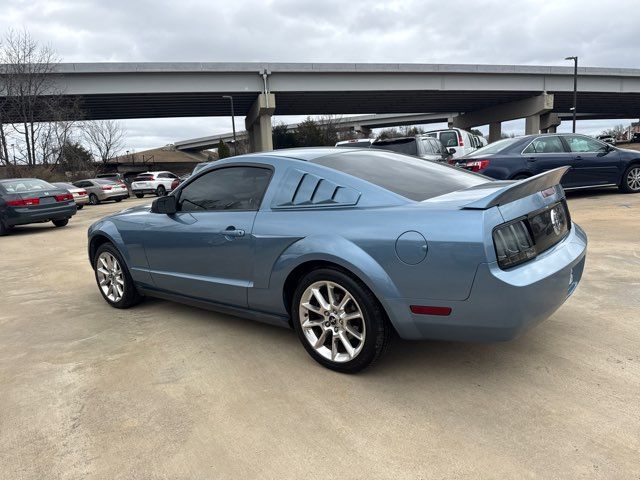 2006 Ford Mustang V6 Deluxe