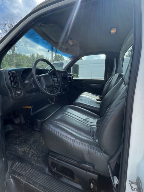 2006 Gmc Cab & Chassis TopKick C5500 | Swanton, OH | Mackey Motors 2006 Gmc Cab & Chassis TopKick C5500 | Swanton, OH | Mackey Motors