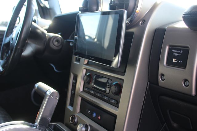 2006 Hummer H2 SUT Luxury | Granite City, Illinois | MasterCars Company Inc.