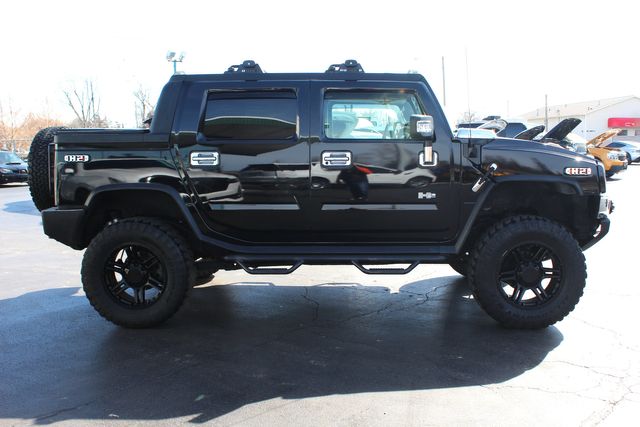 2006 Hummer H2 SUT Luxury | Granite City, Illinois | MasterCars Company Inc. 2006 Hummer H2 SUT Luxury | Granite City, Illinois | MasterCars Company Inc.