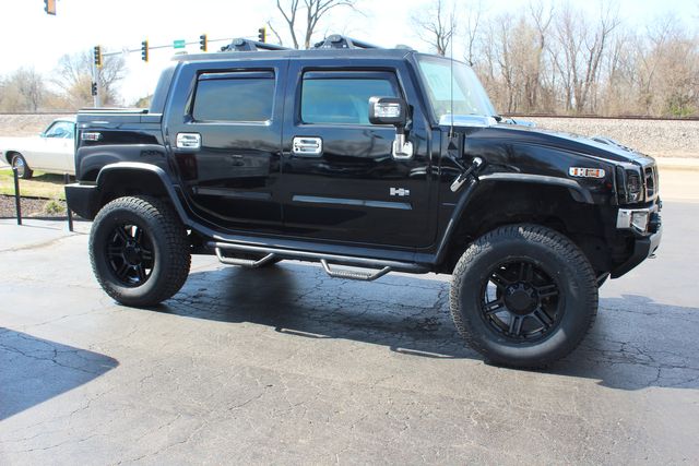 2006 Hummer H2 SUT Luxury | Granite City, Illinois | MasterCars Company Inc. 2006 Hummer H2 SUT Luxury | Granite City, Illinois | MasterCars Company Inc.