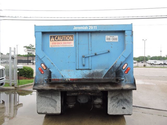2006 International 9900 Tri-Axel Dump Truck 