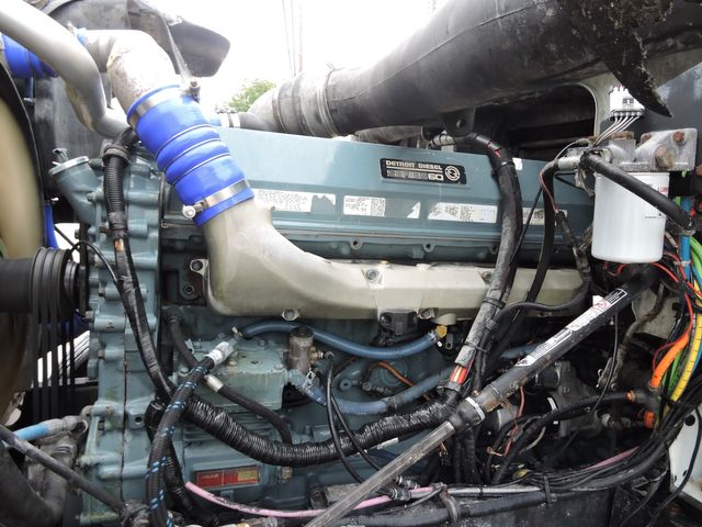 2006 International 9900 Tri-Axel Dump Truck 