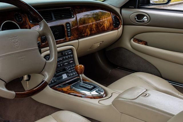 2006 Jaguar XK-Series XK8 2006 Jaguar XK-Series XK8
