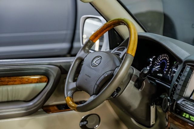 2006 Lexus LX 470 100 Series AWD 4.7L V8 3rd Row 18" Wheels LOADED | Dallas, TX | East Dallas Diesel 2006 Lexus LX 470 100 Series AWD 4.7L V8 3rd Row 18" Wheels LOADED | Dallas, TX | East Dallas Diesel