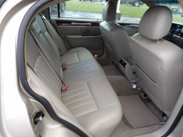 2006 Lincoln Town Car Signature | Dalton, GA | Paniagua Auto Mall 