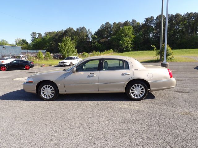 2006 Lincoln Town Car Signature | Dalton, GA | Paniagua Auto Mall 