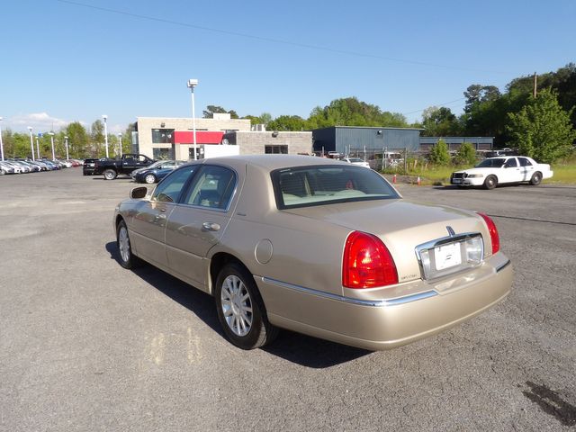 2006 Lincoln Town Car Signature | Dalton, GA | Paniagua Auto Mall 