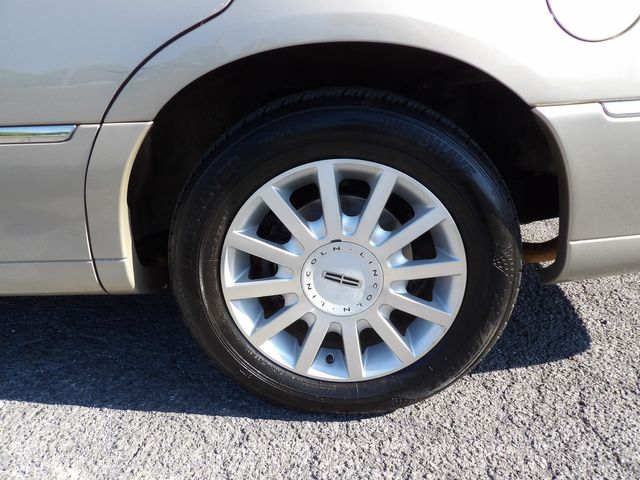 2006 Lincoln Town Car Signature | Dalton, GA | Paniagua Auto Mall 
