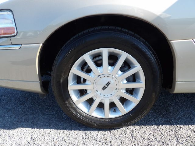 2006 Lincoln Town Car Signature | Dalton, GA | Paniagua Auto Mall 