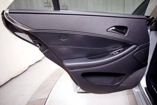 2006 Mercedes-Benz CLS 55 AMG | Burbank, California | MDK International 2006 Mercedes-Benz CLS 55 AMG | Burbank, California | MDK International