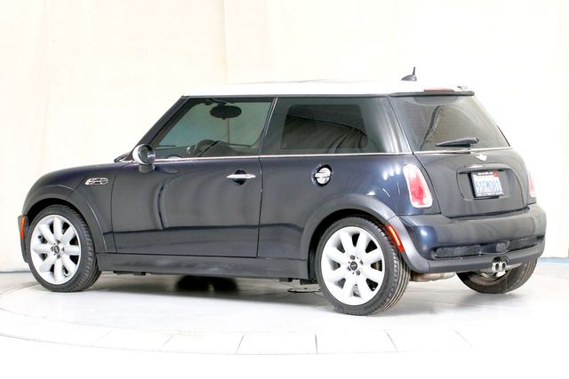 2006 Mini Cooper S | Burbank, California | MDK International