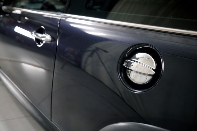 2006 Mini Cooper S | Burbank, California | MDK International 2006 Mini Cooper S | Burbank, California | MDK International