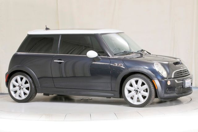 2006 Mini Cooper S | Burbank, California | MDK International