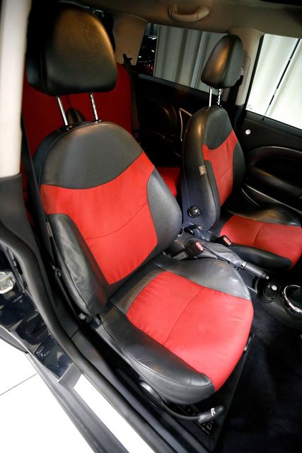 2006 Mini Cooper S | Burbank, California | MDK International 2006 Mini Cooper S | Burbank, California | MDK International