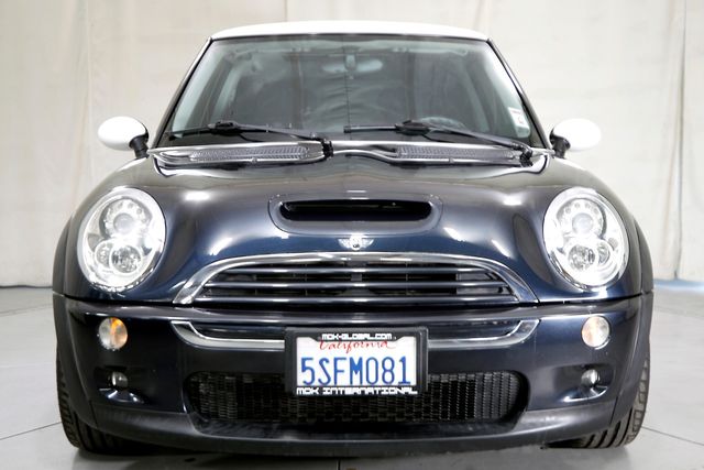 2006 Mini Cooper S | Burbank, California | MDK International 2006 Mini Cooper S | Burbank, California | MDK International