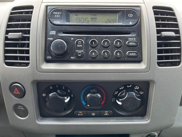 2006 Nissan Frontier LE
