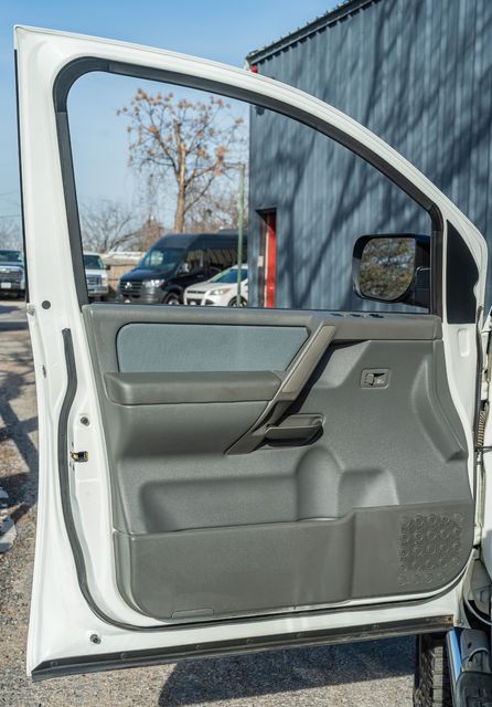 2006 Nissan Titan XE RWD W/ UPGRADES / SUPER LOW MILES CLEAN CARFAX | Austin, TX | Rocky Mountain Truck Stop Austin