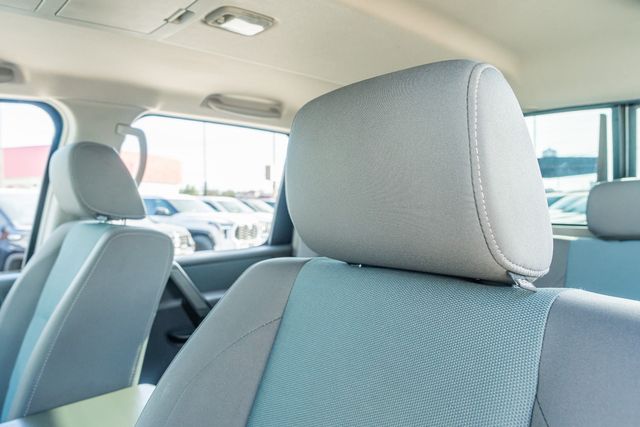 2006 Nissan Titan XE RWD W/ UPGRADES / SUPER LOW MILES CLEAN CARFAX | Austin, TX | Rocky Mountain Truck Stop Austin 2006 Nissan Titan XE RWD W/ UPGRADES / SUPER LOW MILES CLEAN CARFAX | Austin, TX | Rocky Mountain Truck Stop Austin