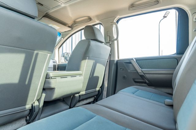 2006 Nissan Titan XE RWD W/ UPGRADES / SUPER LOW MILES CLEAN CARFAX | Austin, TX | Rocky Mountain Truck Stop Austin 2006 Nissan Titan XE RWD W/ UPGRADES / SUPER LOW MILES CLEAN CARFAX | Austin, TX | Rocky Mountain Truck Stop Austin