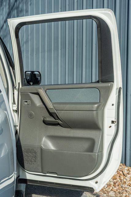 2006 Nissan Titan XE RWD W/ UPGRADES / SUPER LOW MILES CLEAN CARFAX | Austin, TX | Rocky Mountain Truck Stop Austin