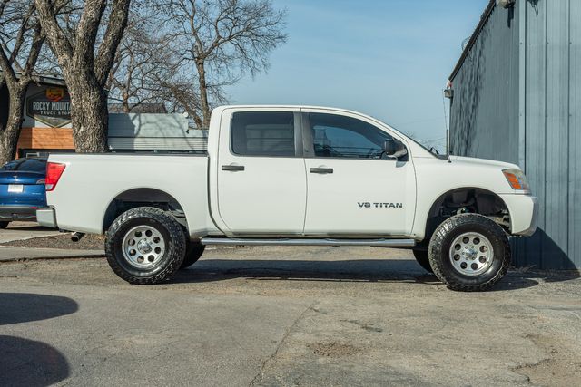 2006 Nissan Titan XE RWD W/ UPGRADES / SUPER LOW MILES CLEAN CARFAX | Dallas, TX | Rocky Mountain Truck Stop Dallas 2006 Nissan Titan XE RWD W/ UPGRADES / SUPER LOW MILES CLEAN CARFAX | Dallas, TX | Rocky Mountain Truck Stop Dallas