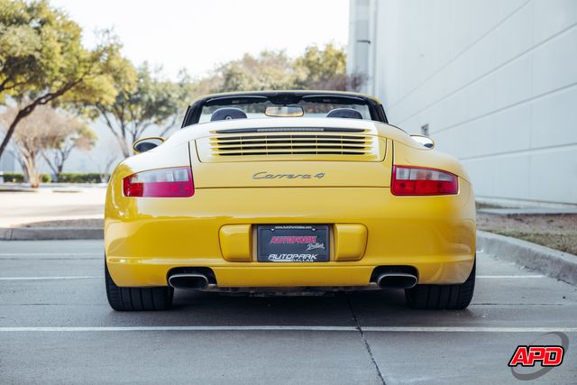 2006 Porsche 911 Carrera 4 2006 Porsche 911 Carrera 4