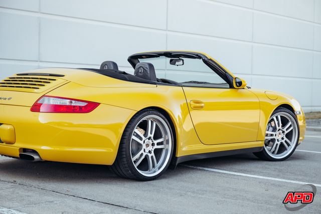 2006 Porsche 911 Carrera 4 2006 Porsche 911 Carrera 4