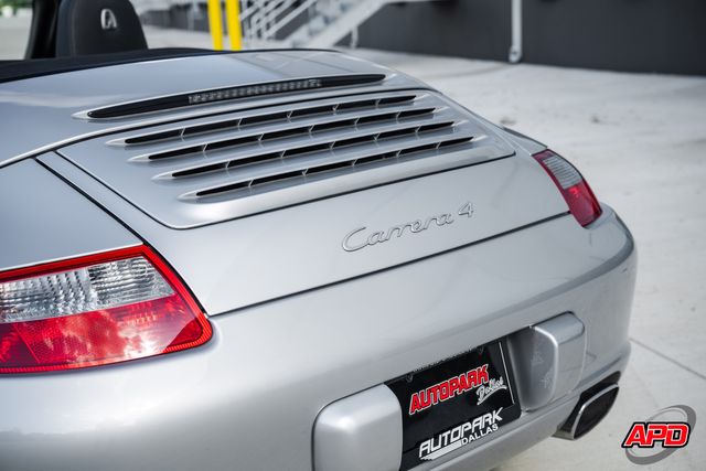 2006 Porsche 911 Carrera 4 2006 Porsche 911 Carrera 4