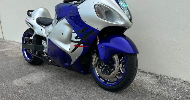 2006 Suzuki Hayabusa | Dania Beach, Florida | Top Gear Inc. 2006 Suzuki Hayabusa | Dania Beach, Florida | Top Gear Inc.