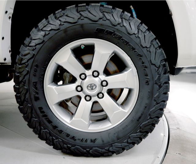 2006 Toyota 4Runner Limited | Burbank, California | MDK International 2006 Toyota 4Runner Limited | Burbank, California | MDK International