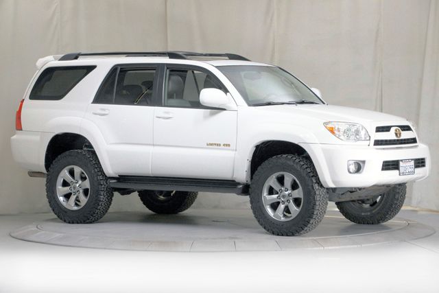 2006 Toyota 4Runner Limited | Burbank, California | MDK International 2006 Toyota 4Runner Limited | Burbank, California | MDK International