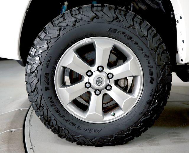 2006 Toyota 4Runner Limited | Burbank, California | MDK International 2006 Toyota 4Runner Limited | Burbank, California | MDK International