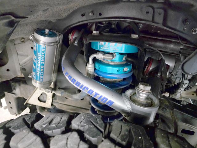 2006 Toyota 4Runner Limited | Burbank, California | MDK International 2006 Toyota 4Runner Limited | Burbank, California | MDK International