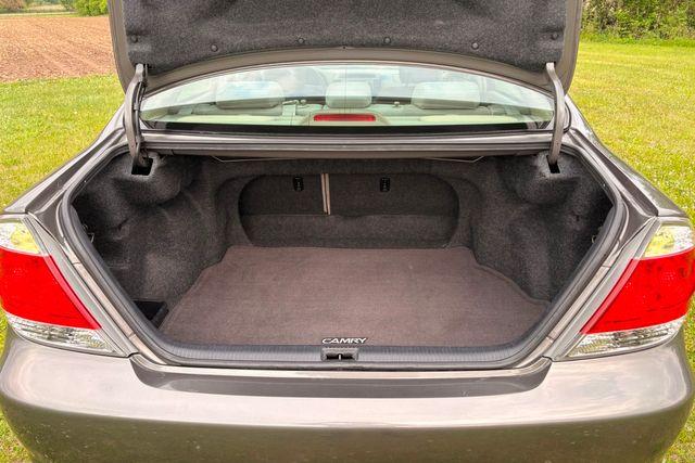 2006 Toyota Camry LE | Roscoe, IL | Autoland Outlets
