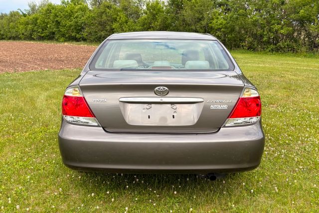 2006 Toyota Camry LE | Roscoe, IL | Autoland Outlets 2006 Toyota Camry LE | Roscoe, IL | Autoland Outlets