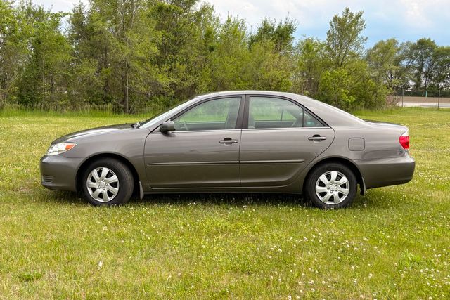 2006 Toyota Camry LE | Roscoe, IL | Autoland Outlets 2006 Toyota Camry LE | Roscoe, IL | Autoland Outlets