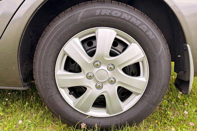 2006 Toyota Camry LE | Roscoe, IL | Autoland Outlets