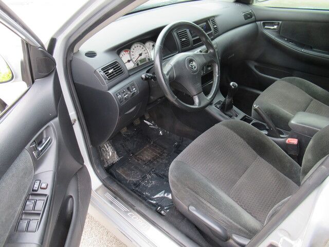 2006 Toyota Corolla 4dr Sdn S Manual