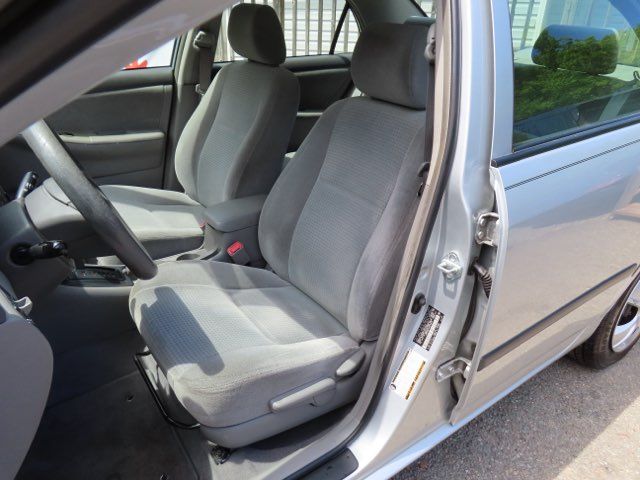 2006 Toyota Corolla CE 