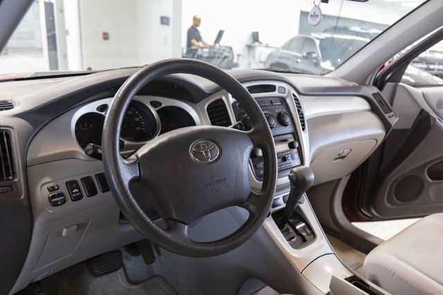 2006 Toyota Highlander Sport