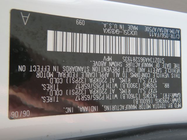 2006 Toyota Sequoia SR5