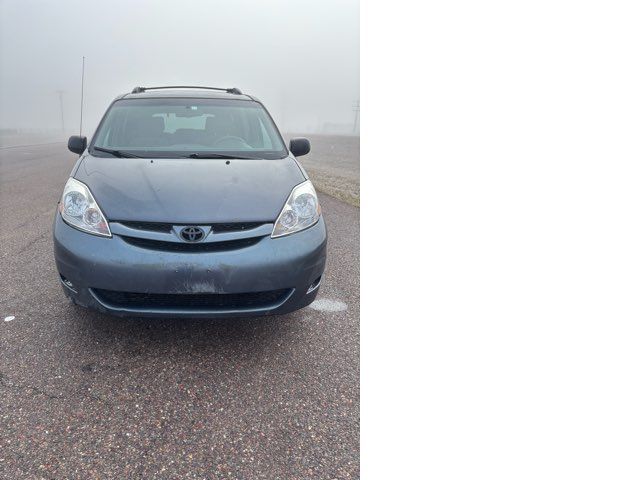 2006 Toyota Sienna LE 7 Passenger