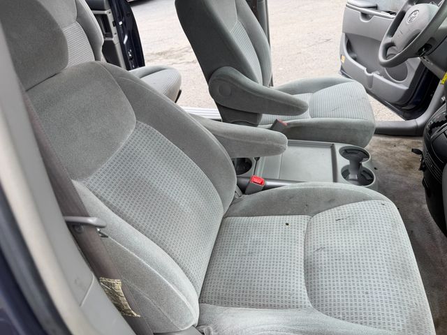 2006 Toyota Sienna LE 7 Passenger | Nashville, TN | Auto Mart Used Cars Inc. 2006 Toyota Sienna LE 7 Passenger | Nashville, TN | Auto Mart Used Cars Inc.