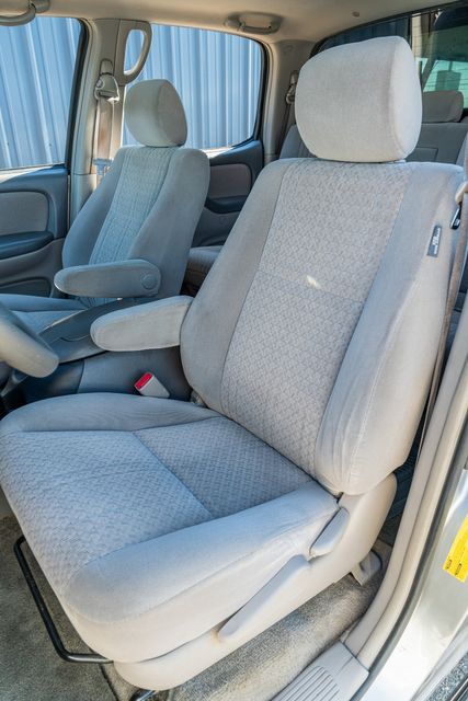 2006 Toyota Tundra SR5 4WD / CLEAN FOR AGE/MILES / CLEAN CARFAX | Austin, TX | Rocky Mountain Truck Stop Austin 2006 Toyota Tundra SR5 4WD / CLEAN FOR AGE/MILES / CLEAN CARFAX | Austin, TX | Rocky Mountain Truck Stop Austin